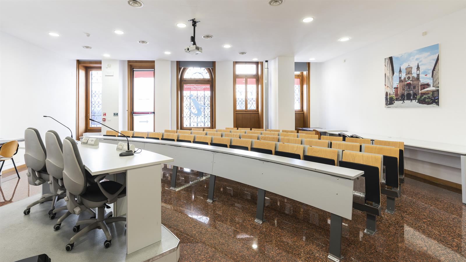 Aula Master c/o Palazzo Badini, Infopoint PromoTurismoFVG Pordenone