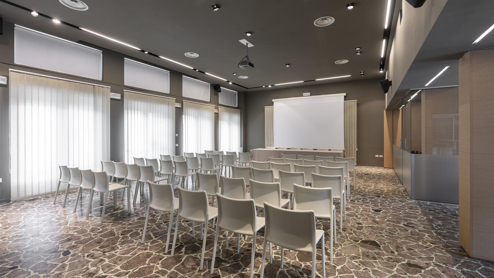 Sala Convegni Sistiana c/o Infopoint PromoTurismoFVG Sistiana